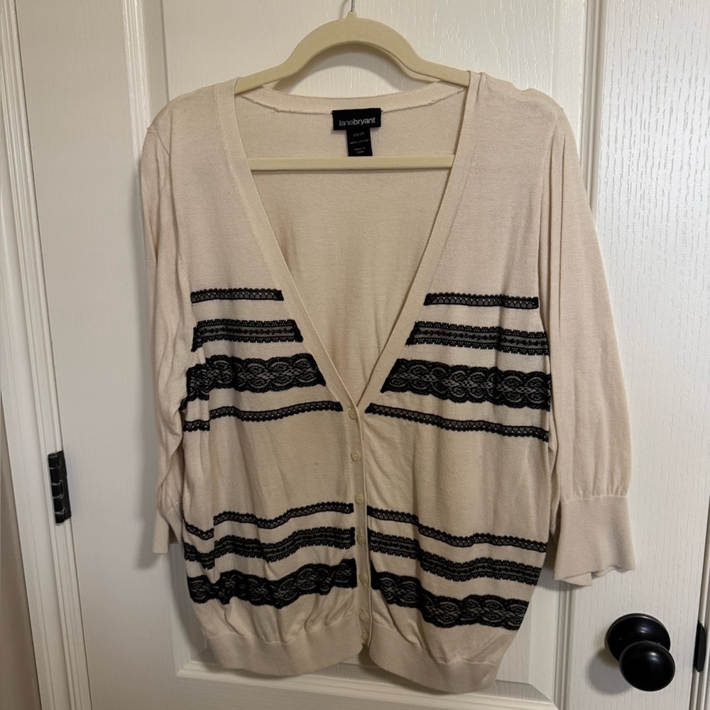 Lane Bryant 22/24 Cream Cotton Cardigan with Black Lace Detail